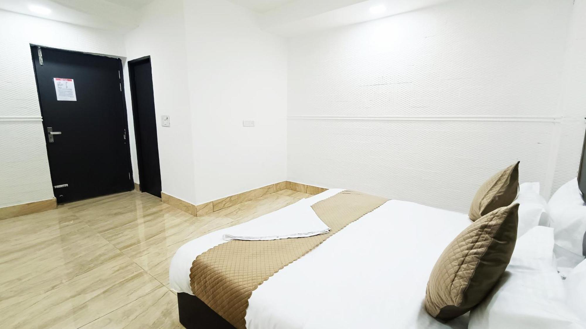 Corner View Hotel 3*